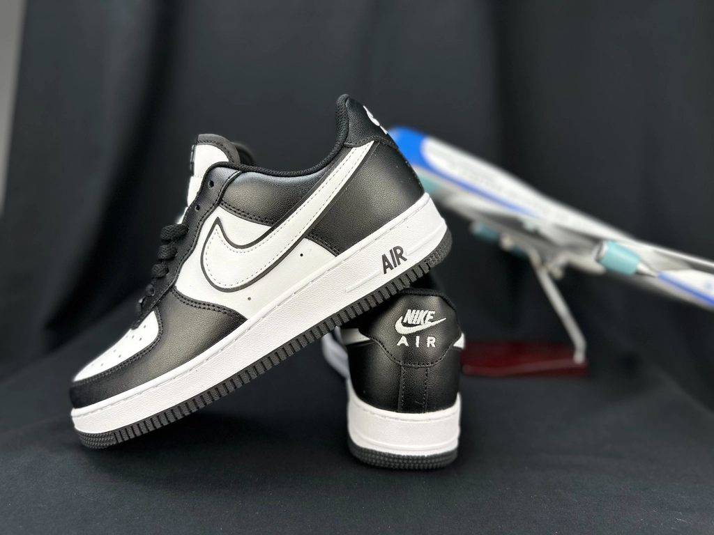 Nike Air Force 1 Duplo Swoosh Panda - Vista 2