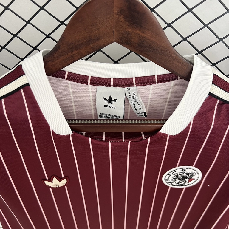 Ajax Retro 2025/26