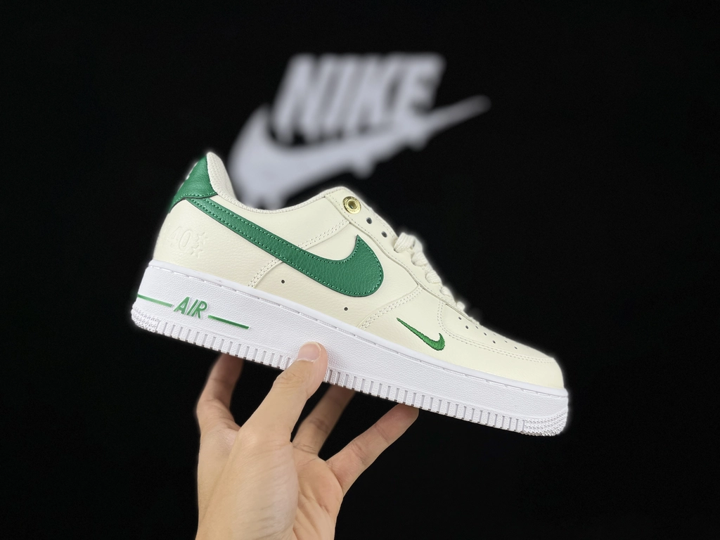 Nike Air Force 1 40.º Aniversário Verde Sésamo - Vista 2