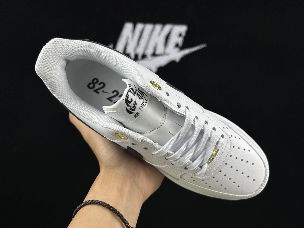 Nike Air Force 1 40.º Aniversário Branco e Preto - Vista 5