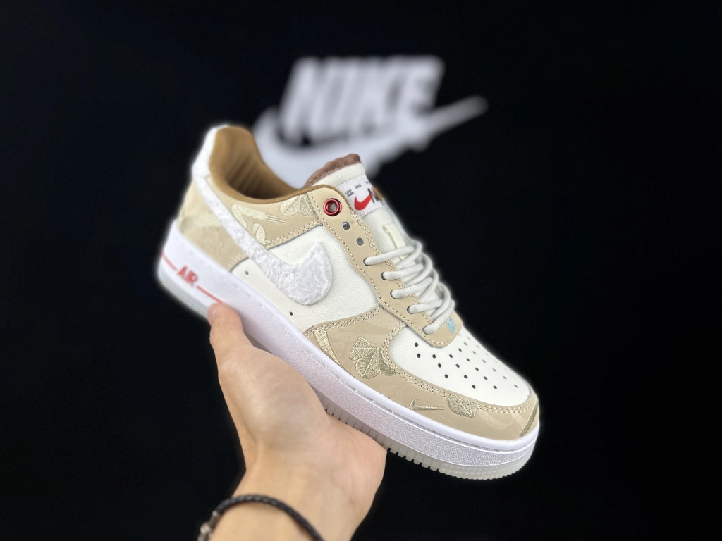 Nike Air Force 1 Edição Limitada Coelho