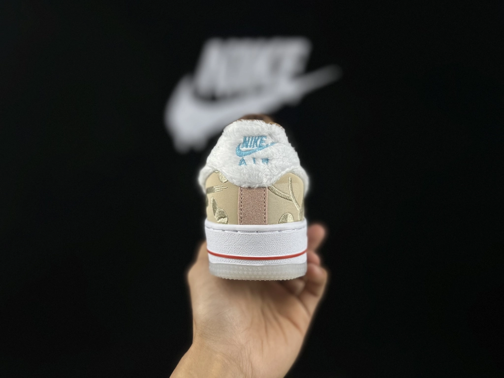 Nike Air Force 1 Edição Limitada Coelho - Vista 6