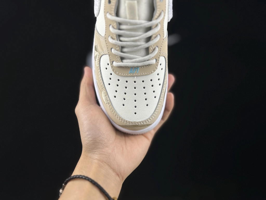Nike Air Force 1 Edição Limitada Coelho - Vista 9