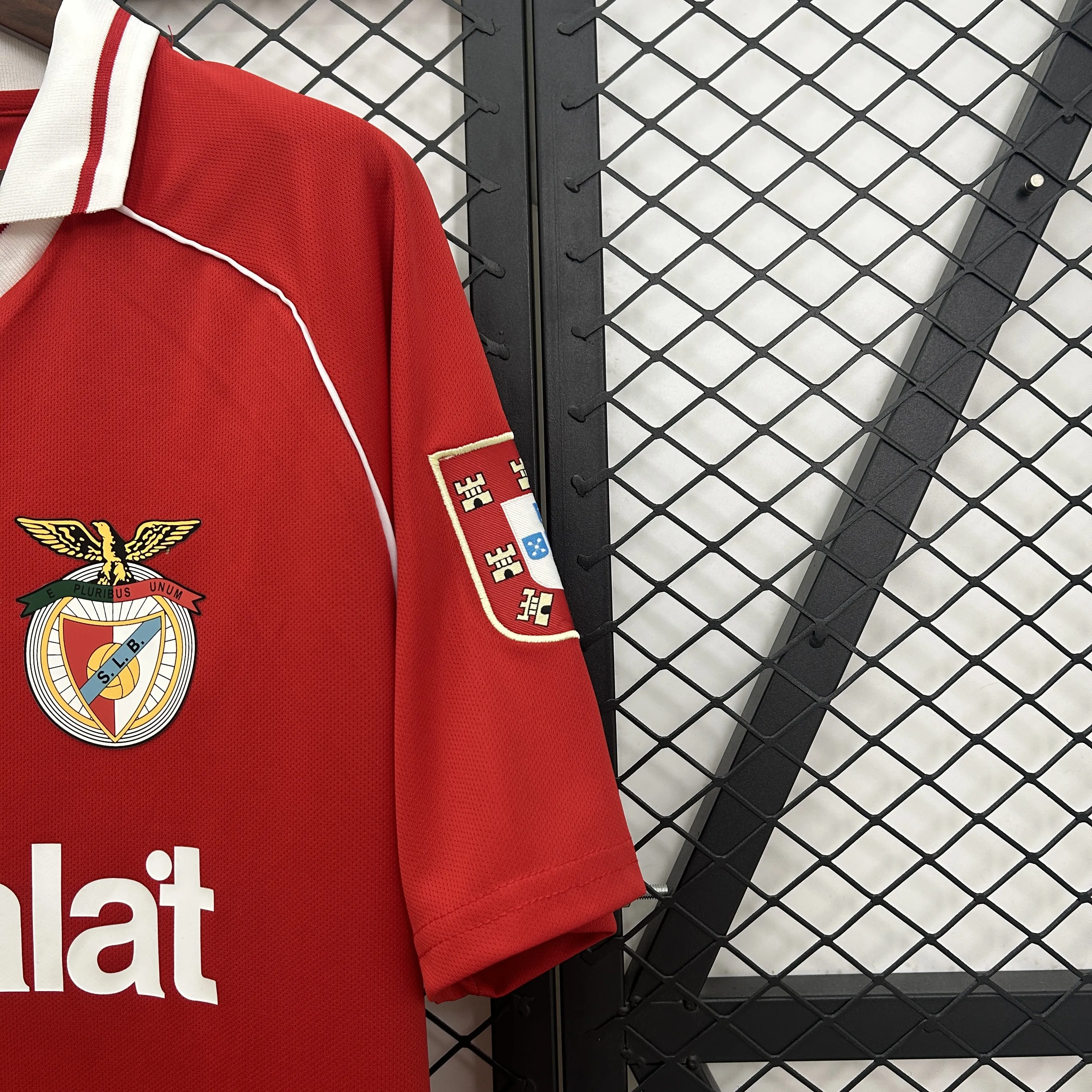 Camisola Retro SL Benfica 94/95 Principal - Vista 3