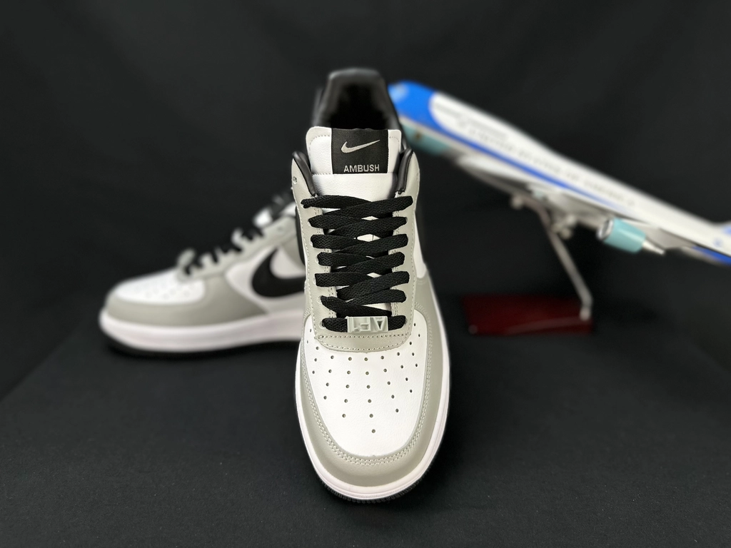 Nike Air Force 1 Grande Swoosh Cinzento - Vista 3