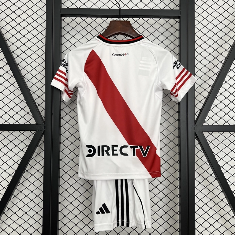 Kit Criança River Plate Principal 2025/26 - Vista 2