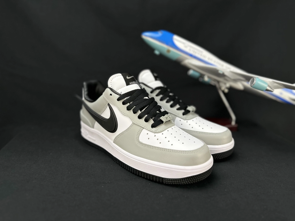 Nike Air Force 1 Grande Swoosh Cinzento - Vista 4