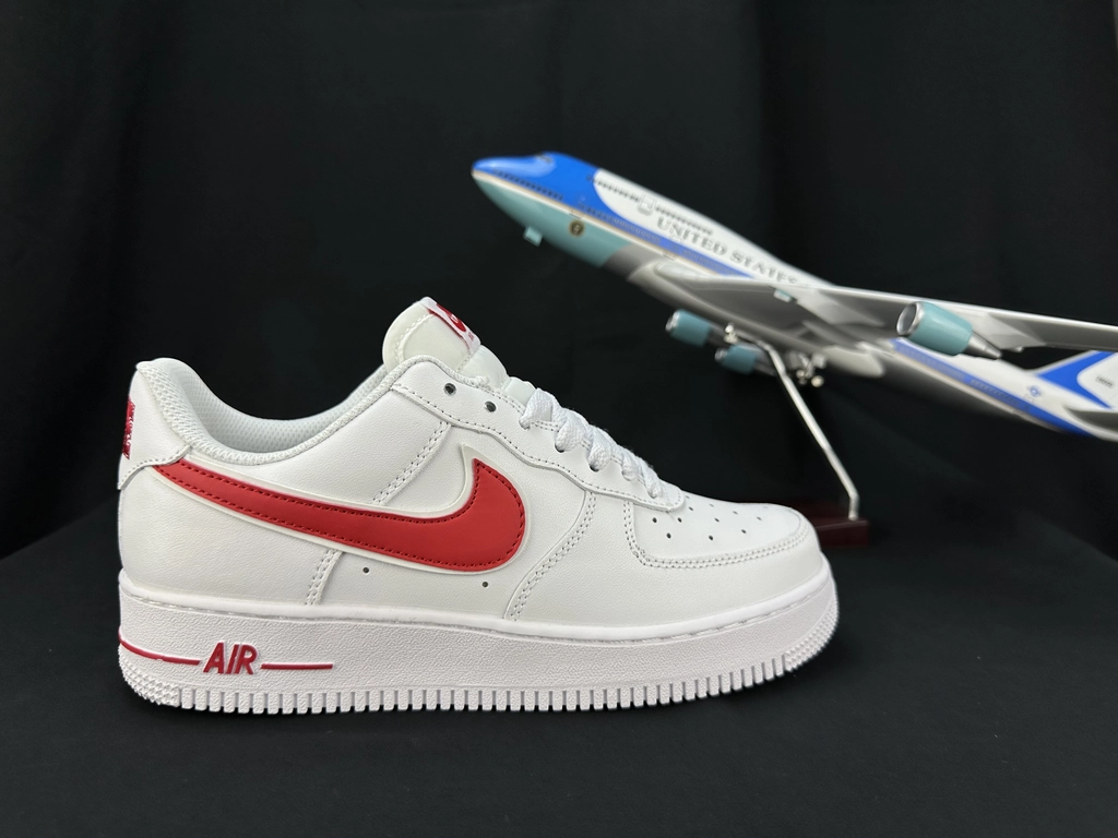 Nike Air Force 1 Duplo Swoosh Branco e Vermelho