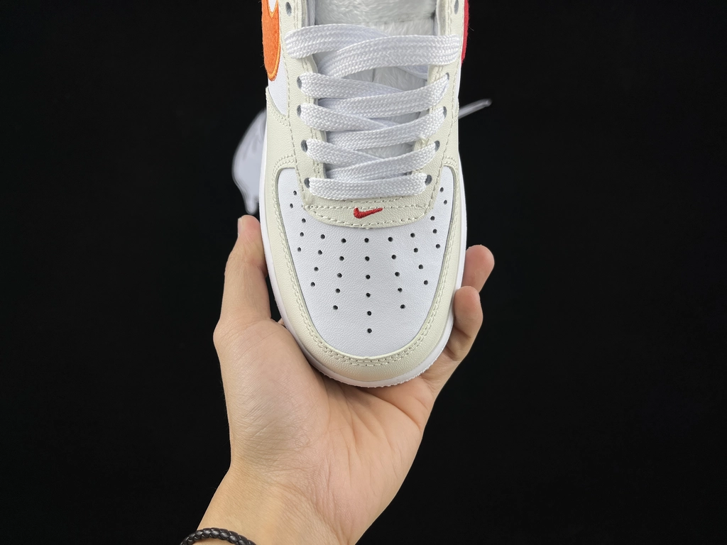 Nike Air Force 1 Edição Ano do Coelho - Vista 4