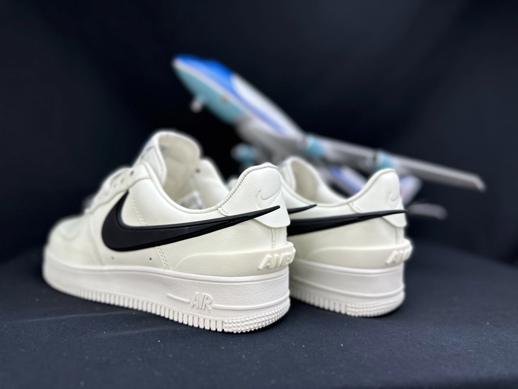 Nike Air Force 1 Grande Swoosh Branco - Vista 7