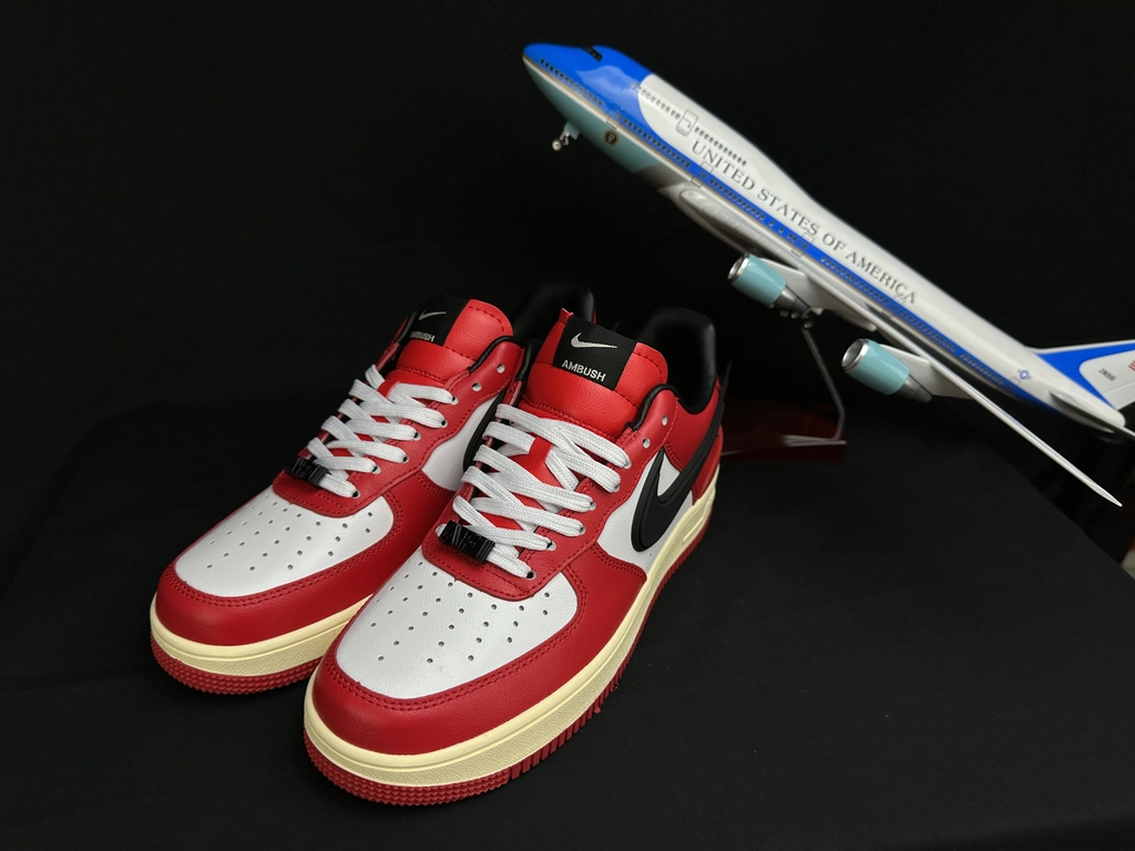 Nike Air Force 1 Grande Swoosh Vermelho - Vista 8
