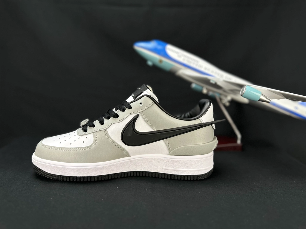 Nike Air Force 1 Grande Swoosh Cinzento - Vista 6