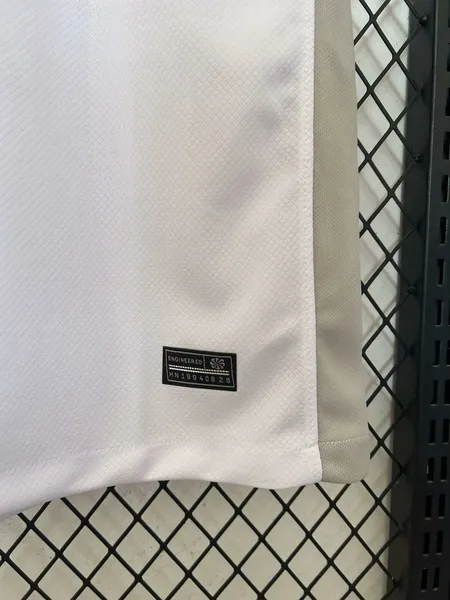 Camisola Principal Tottenham 2025/26 - Vista 4