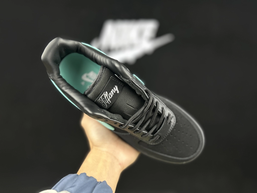 Nike Air Force 1 Tiffany Preto - Vista 2
