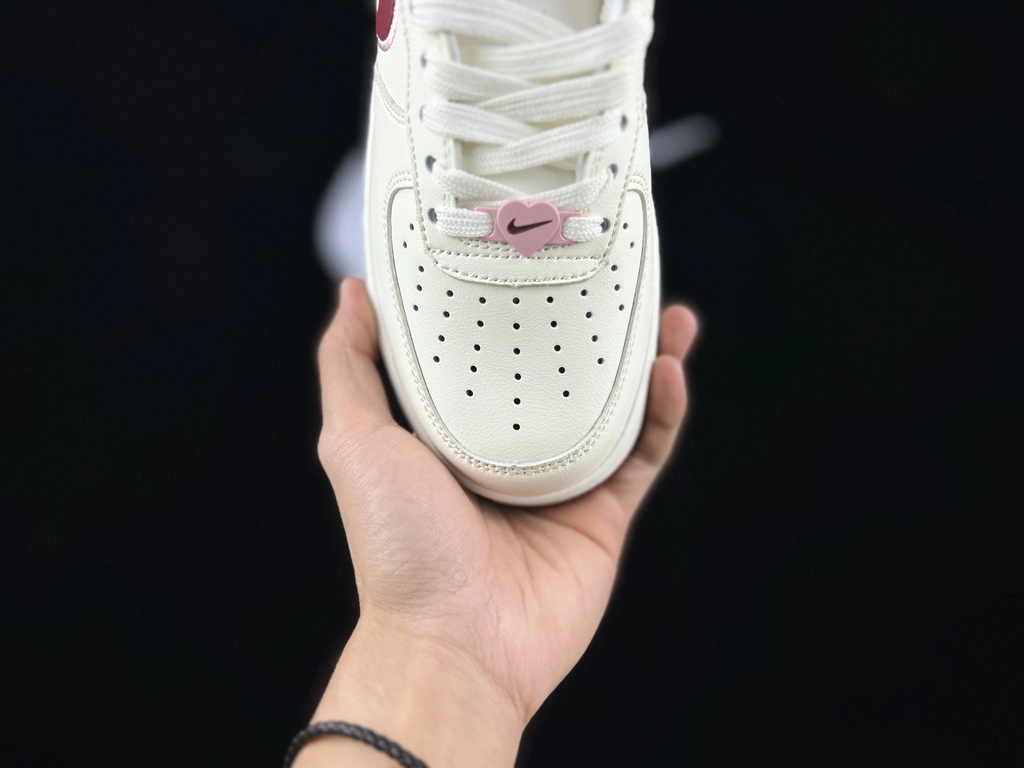 Nike Air Force 1 Dia dos Namorados - Vista 5