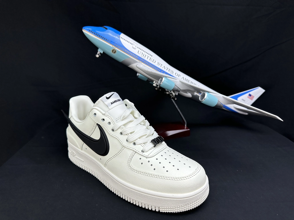 Nike Air Force 1 Grande Swoosh Branco - Vista 8