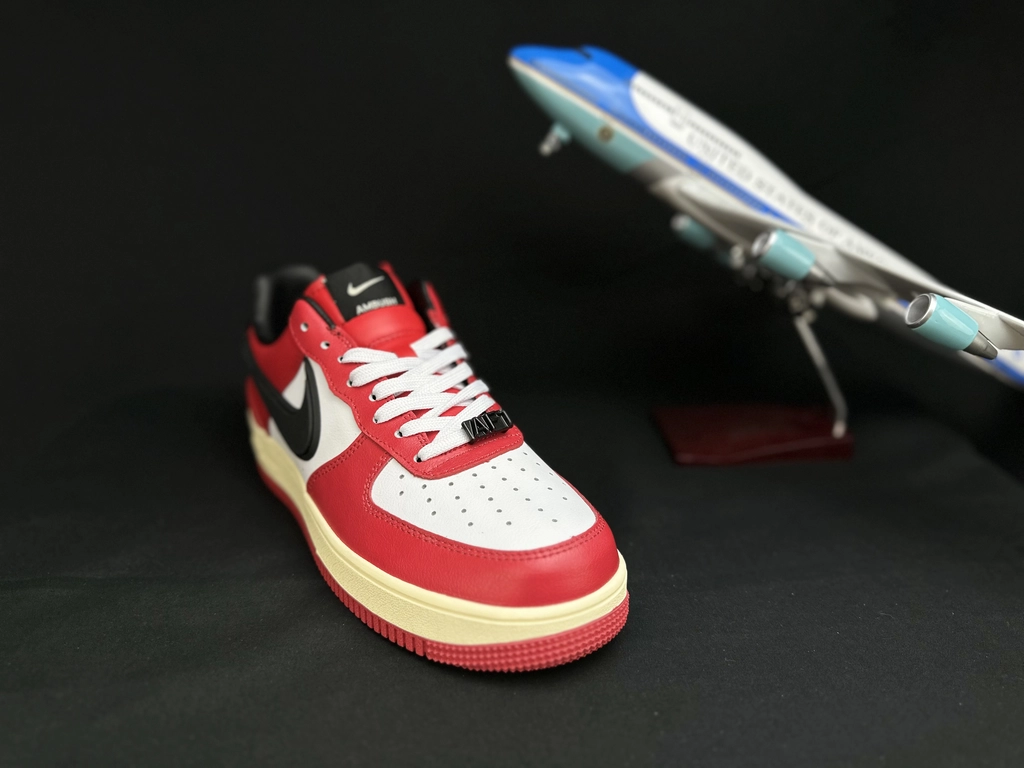 Nike Air Force 1 Grande Swoosh Vermelho - Vista 9