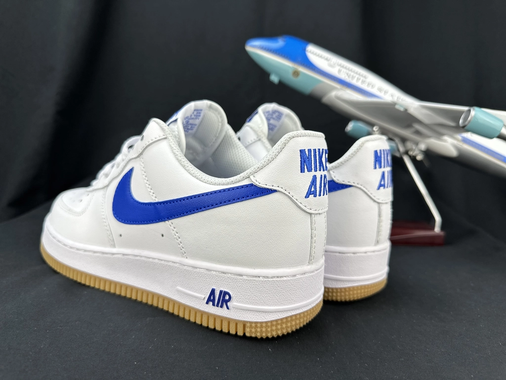 Nike Air Force 1 Branco & Azul - Sola Borracha Natural - Vista 8