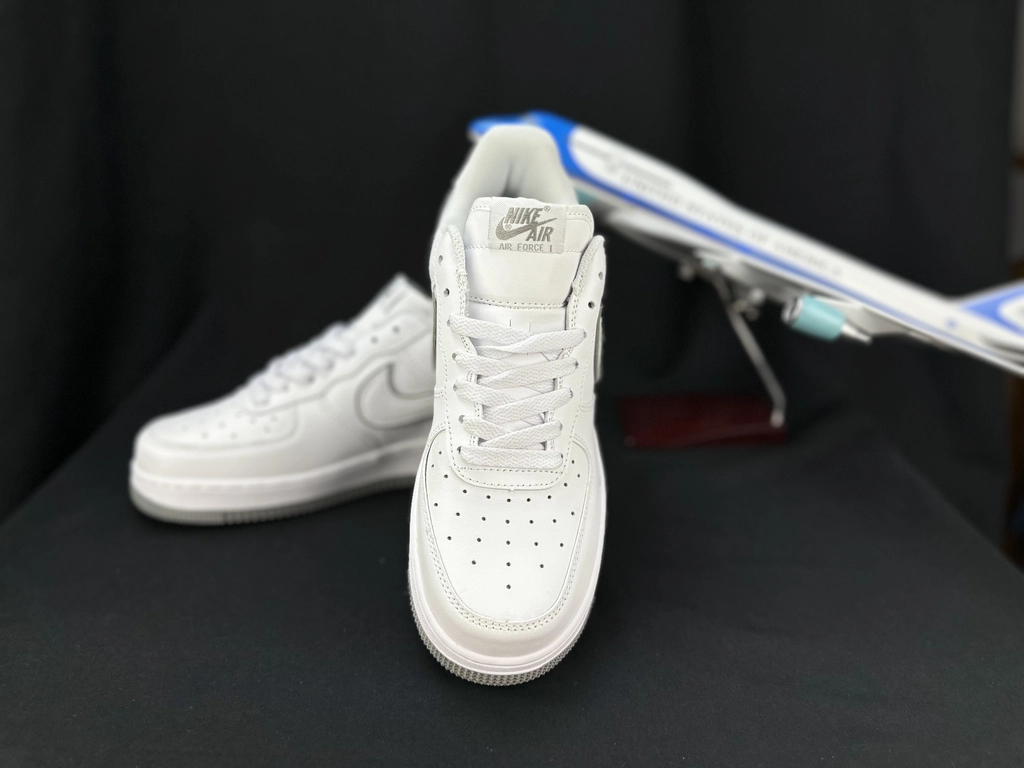 Nike Air Force 1 Duplo Swoosh Branco e Cinzento - Vista 7