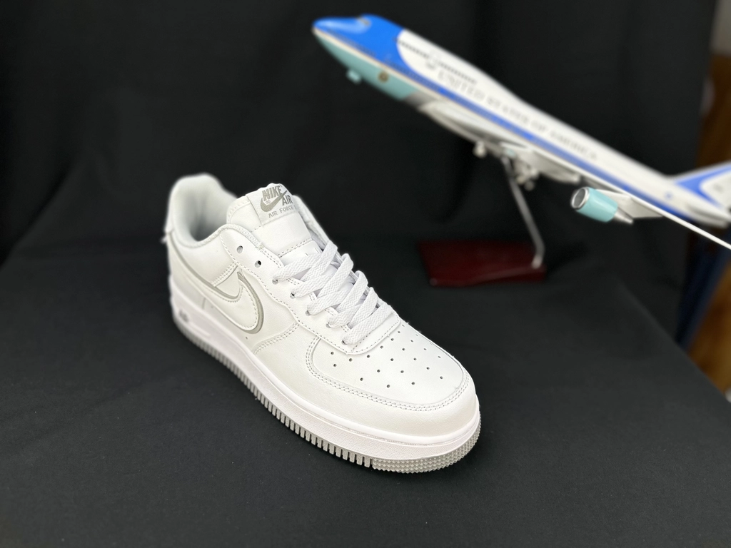 Nike Air Force 1 Duplo Swoosh Branco e Cinzento - Vista 8