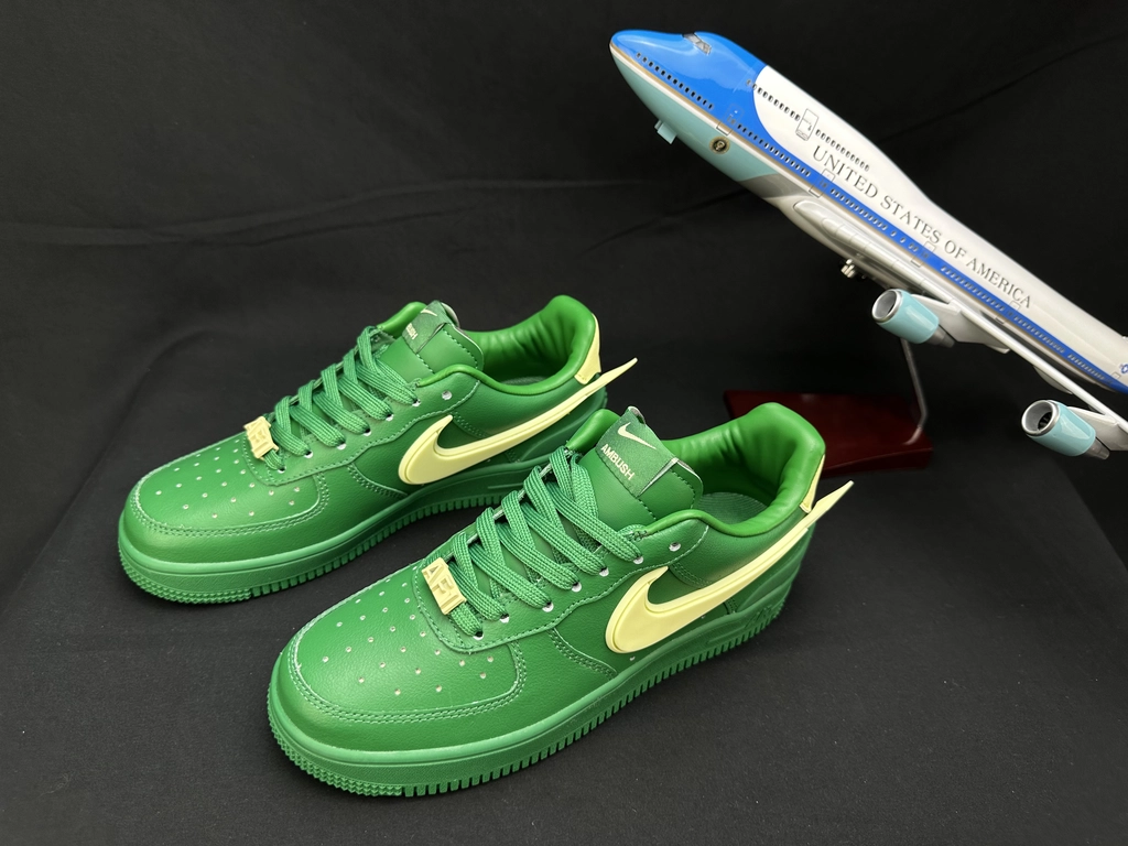 Nike Air Force 1 Grande Swoosh Verde 3 - Vista 9