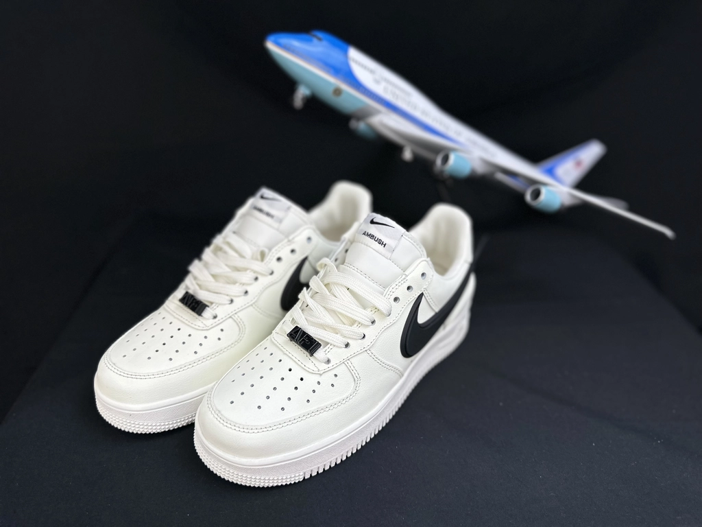 Nike Air Force 1 Grande Swoosh Branco - Vista 6